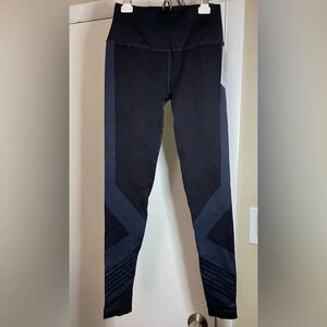 NWT Spiritual Gangster Black w/Gray Stripe Seamless Compression Leggings M/L